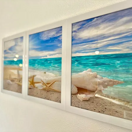 Pa - With Pool And Parking *