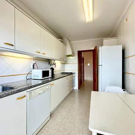 Pa - With Pool And Parking * Armação de Pêra