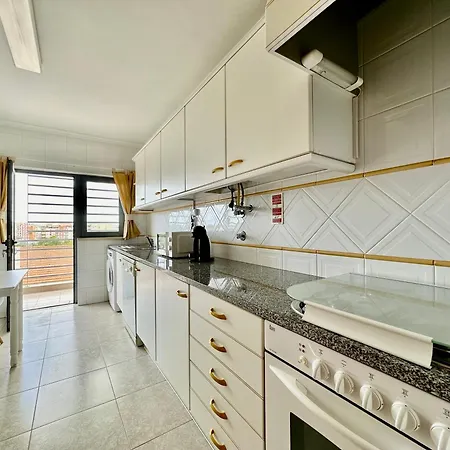 Pa - With Pool And Parking Apartment Armacao de Pera