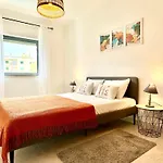 Pa - With Pool And Parking Apartment *